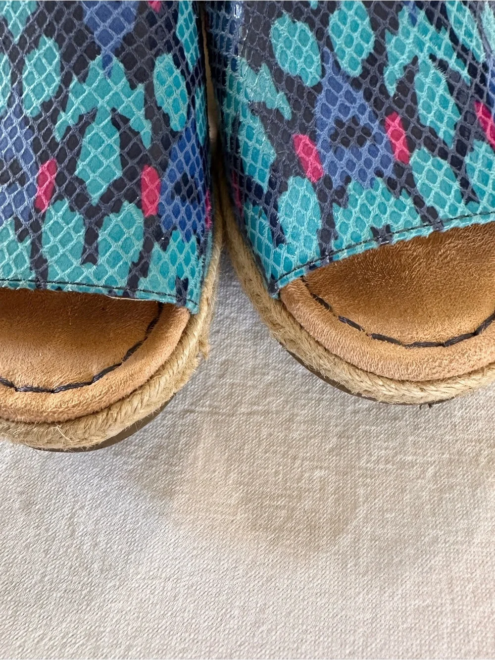 Naturalizer 7.5 Blue Snake-Print Espadrille Slingback Sandals - Picture 4 of 10